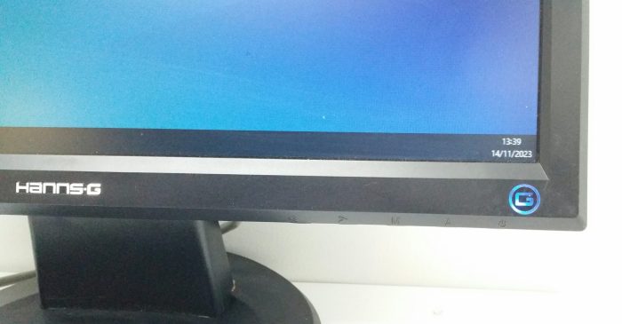 Hanns.G HG191A HSG1019 19" DVI VGA LCD Monitor Screen - Image 6