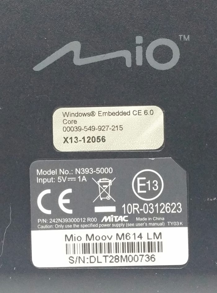 Mio N393-5000 GPS Satellite Navigation System + Pouch - Image 4