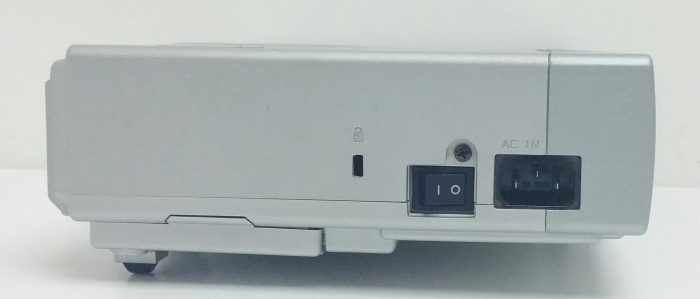 Hitachi CP-X275WAT VGA LCD Projector + Bag + Remote - Image 8