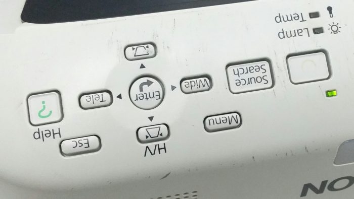 Epson EB-470 H456B LCD Projector 916 Lamp Hours Used - Image 9