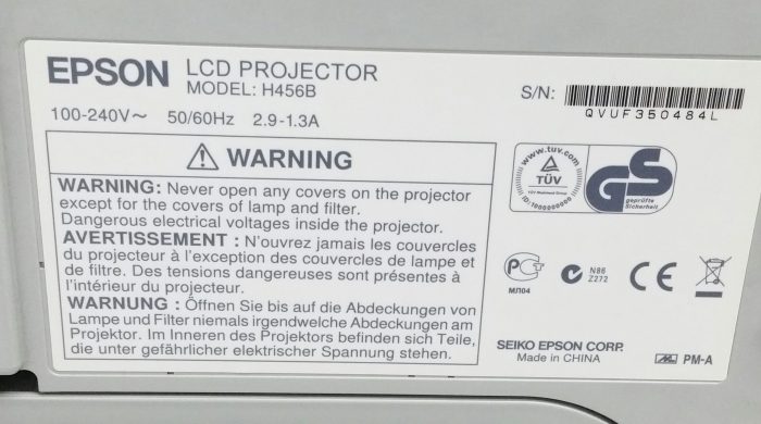Epson EB-470 LCD Projector 2647 Lamp Hours Used H456B - Image 3