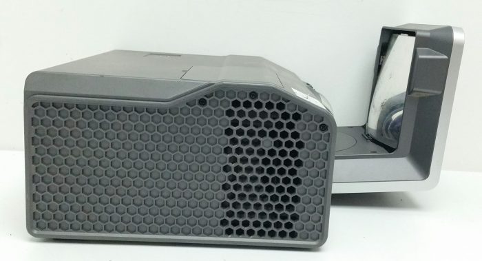 Smart UF75 Projector - Image 8