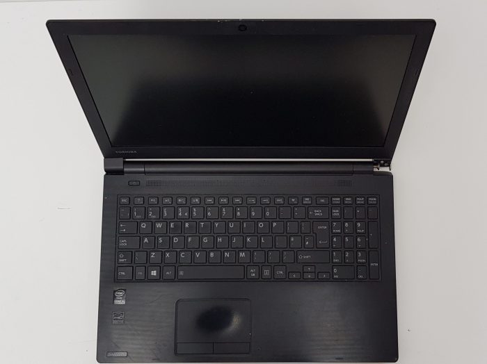 Toshiba satellite pro R50 i5 4th gen 2.4GHz 120GB SSD 15.6" - Image 6