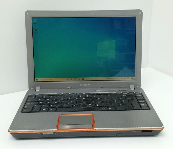 Sony Vaio VGN-C1S PCG-6P2M Core 2 Duo T5500 1.67GHz 2GB Ram 500GB HDD Windows 10 64bit - Image 2