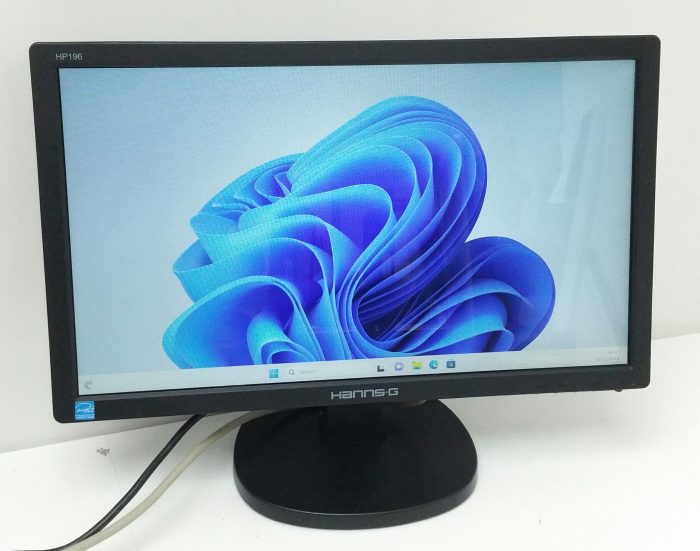 Hanns.G HP196 HP196AGB 19" VGA LCD Monitor - Image 2