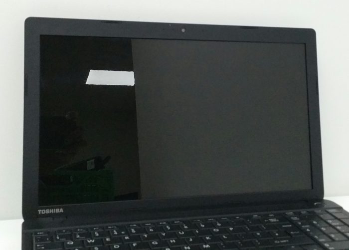 Toshiba Satellite C50-A-1CK - Celeron-1005M Dual Core 1.9GHz - 4GB RAM - 15.6" - 640GB HDD - Windows 10 64bit - Image 9