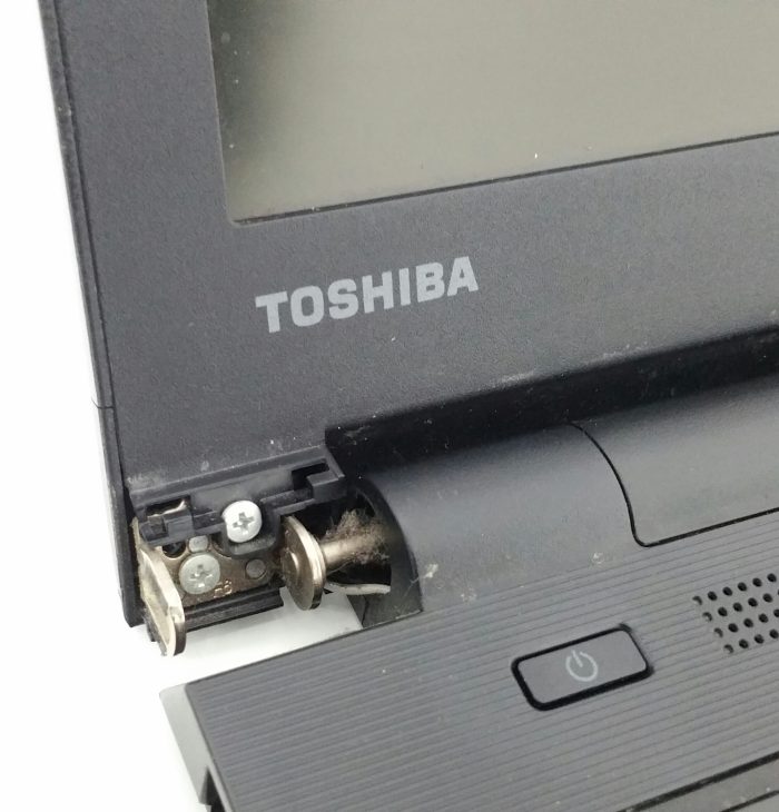 Toshiba Satellite Pro R50-B-12P - i3-4005 1.7GHz - 8GB RAM - 15.6" - 500GB HDD - Windows 10 Pro - Image 9