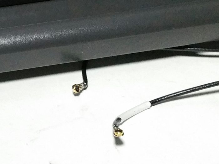 Lenovo V130-15IKB 81HN Laptop Screen - Image 5