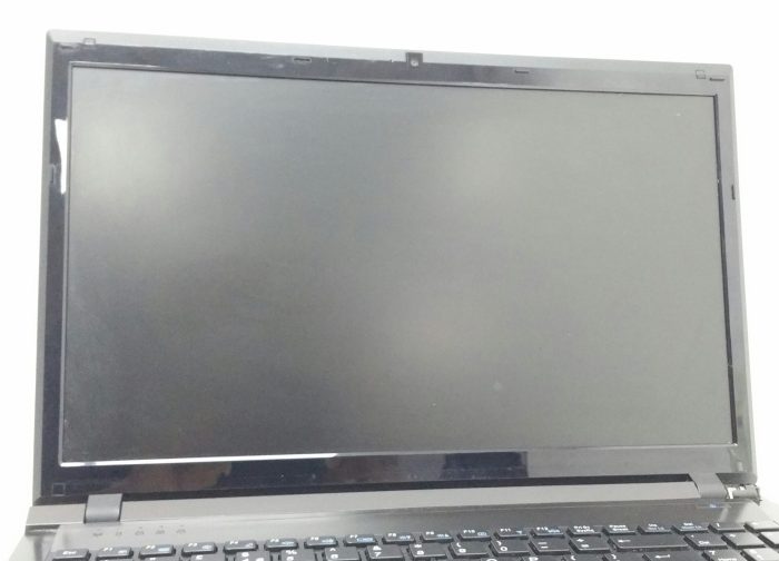 RM Education Notebook 320 W255EU i3-2350M 2.3GHz 4GB RAM 15.6" 120GB SSD Windows 10 64bit - Image 8