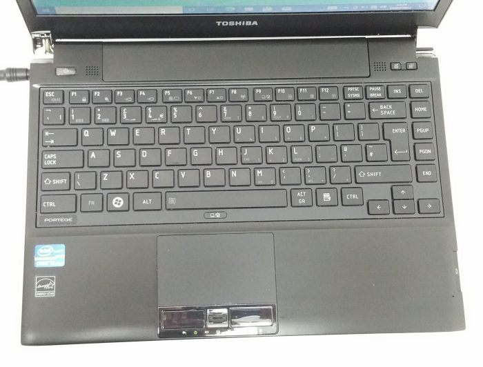 Toshiba Portege R830-13C - Intel i5-2520M 2.5GHz - 2GB RAM - 14" - 320GB HDD - Windows 10 64bit - Image 9