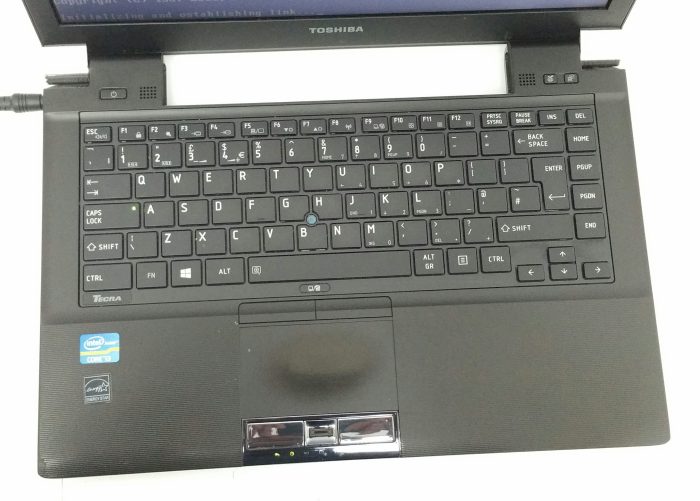Toshiba Tecra R940-1FH - Intel i3-3110M 2.4GHz - 2GB RAM - 14" - Image 10