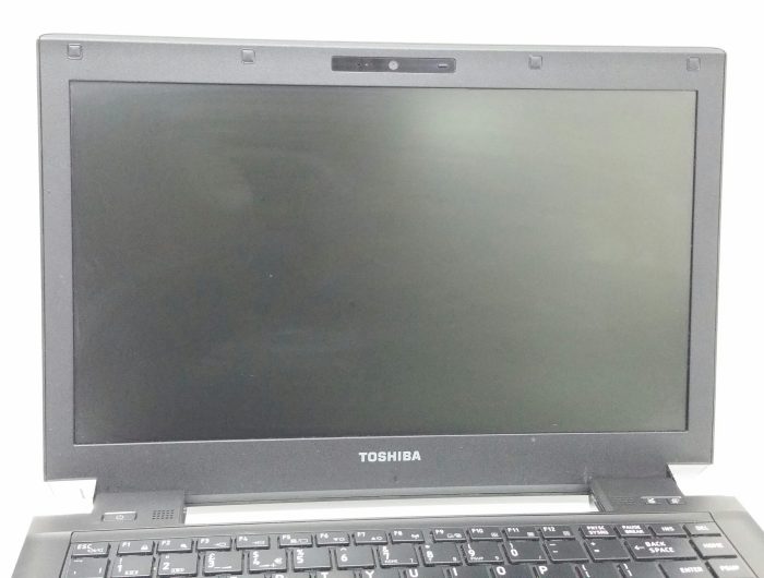 Toshiba Tecra R940-1FH - Intel i3-3110M 2.4GHz - 2GB RAM - 14" - Image 9