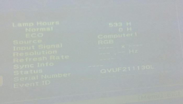 Epson EB-470 LCD Projector 533 Lamp Hours Used H456B - Image 2