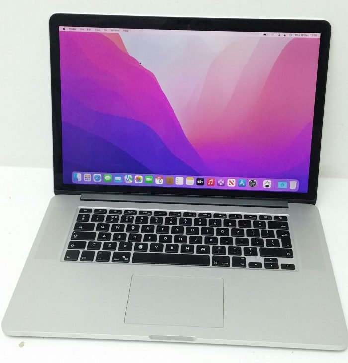 Apple Macbook Pro A1398 - i7-4770HQ 2.8GHz - 16GB DDR3 - 13" - 1TB SSD - 12.7 Monterey (2015) - Image 2