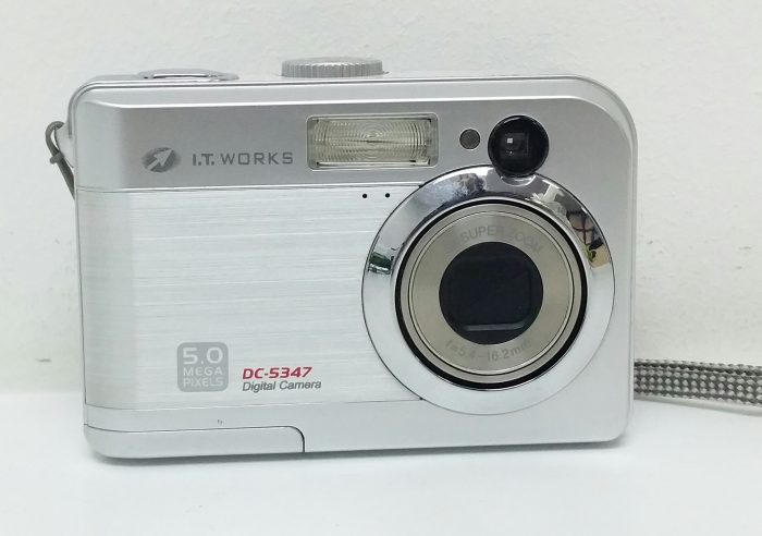 IT Works DC-5347 Digital Camera - Image 2