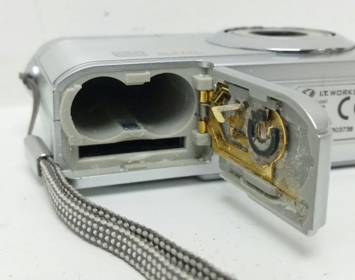 IT Works DC-5347 Digital Camera - Image 4