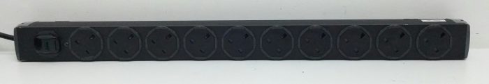 PDCMM3 3M UK SWN 10W 45R Power Distribution Unit - Image 7