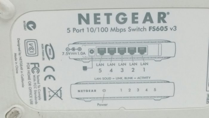 Netgear FS605 v3 5-Ports 10/100 mbps Switch - Image 3
