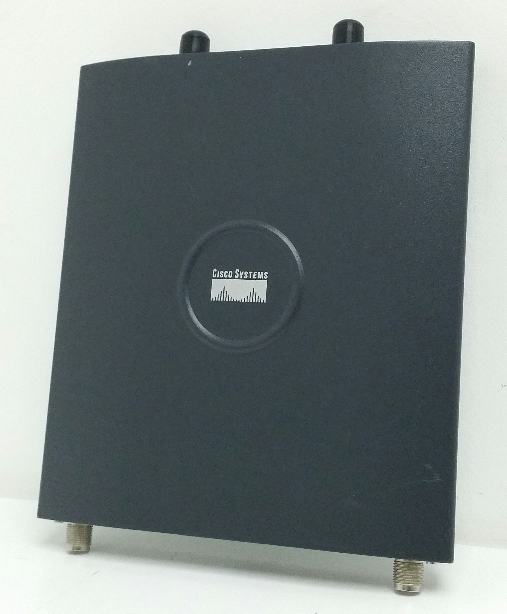 20180506_191946-1 Cisco Systems AIR-LAP1242AG-E-K9 VO5 Aironet 1200 AG Series Access Point - Image 1