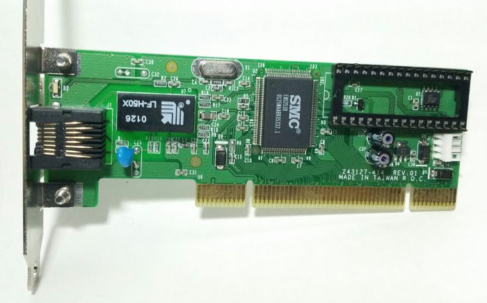 SMC T113103084 SMC1255TX 243127-414 REV 01 RJ-45 Fast Ethernet Network Adapter - Image 3
