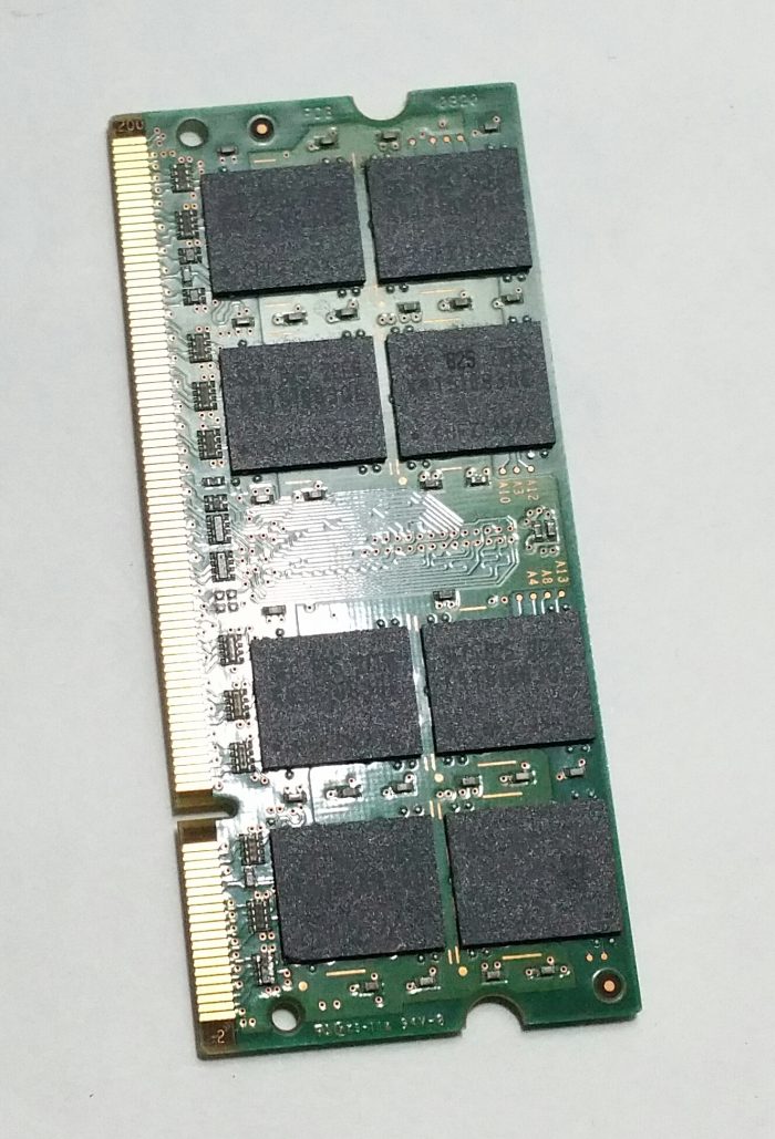 Samsung 1GB 2Rx8 PC2-5300S-555-12-E3 Notebook Memory Bar - Image 3