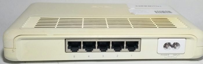 Asus GigaX 1105N 5-Port Ethernet Desktop Switch - Image 5
