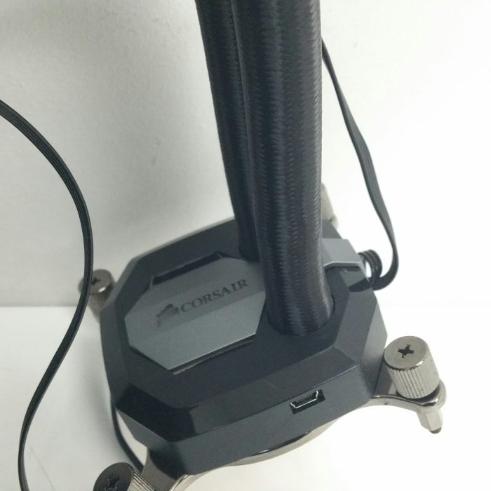 Corsair CW-9060017-WW 12V DC 0.28A Brushless Cooling Fan - Image 5