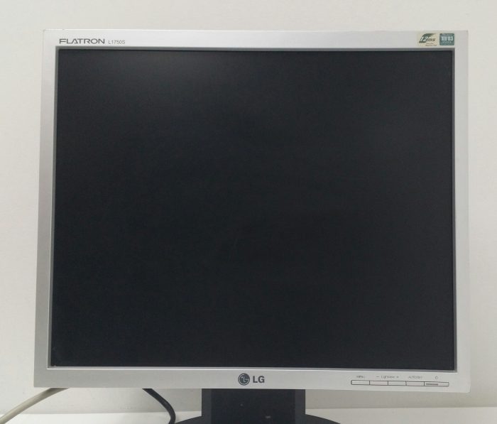 LG Flatron L1750S-SN L17NS-7 17.5" VGA Monitor - Image 7