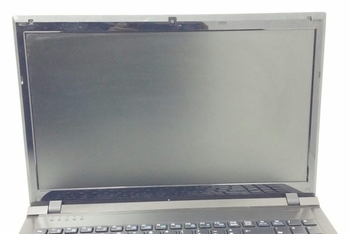 RM Education Notebook 310 W225HU Intel i3-2330M 2.2GHz 4GB RAM 15.6" 120GB SSD Windows 10 64BIT - Image 7