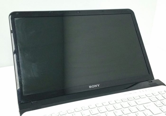 Sony PC SVE151D11M - i5-2450M 2.2GHz - 4GB RAM - 15.6" - 750GB HDD - Windows 10 64bit - Image 7