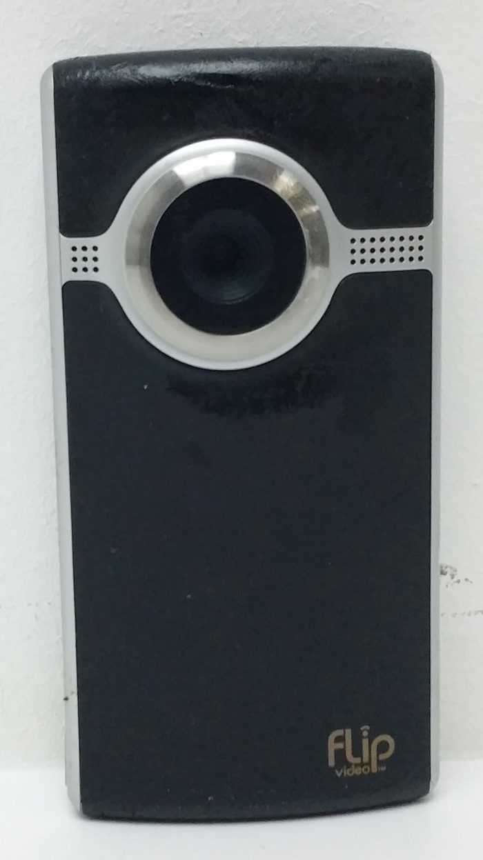 Flip Video Ultra U1120 USB Handheld Camcorder - Image 4