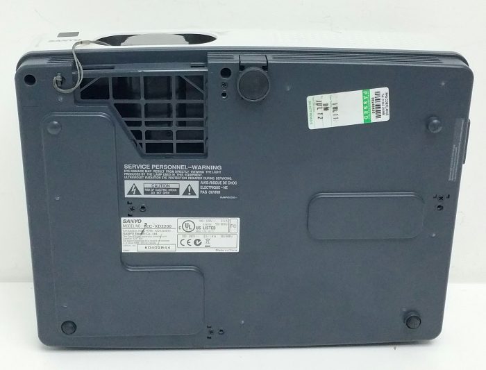 Sanyo PLC-XD2200 XGA VGA Projector w 139 Lamp Hours Used - Image 4
