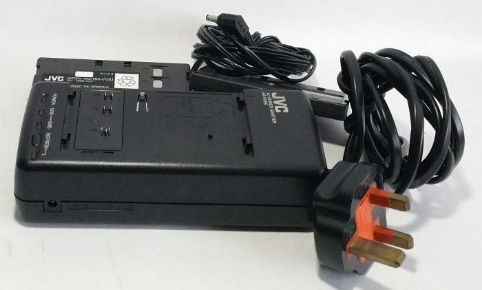 JVC AA-V11EK AC Power Adapter With JVC BN-V12U Battery - Image 4