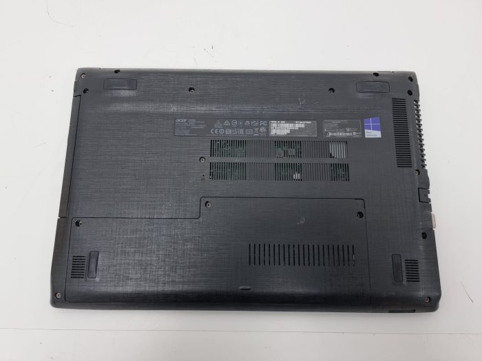 Acer TravelMate P259M - i3-6100U 2.3GHz - 4GB RAM - 15.6" - 120GB SSD - Windows 11 - Image 7