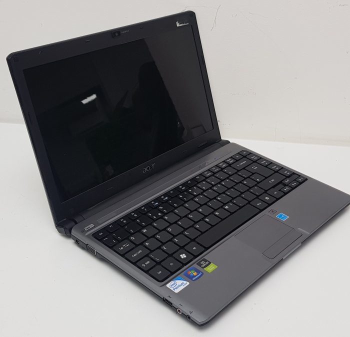 Acer Aspire 3810TZ - Pentium u4100 1.3GHz - 13" - 3GB RAM - 320GB HDD - Windows 10 home - Image 2