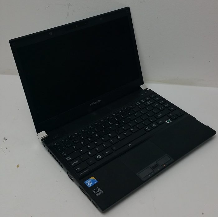 Toshiba Portege R700 - i5-M560 2.7GHz - 2GB RAM - 14" - 320GB HDD - Windows 10 64bit - Image 2