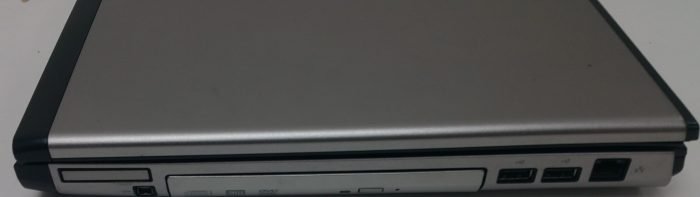Dell Vostro 3700 - i5-M380 2.53GHz - 4GB RAM - 17.3" - 240GB SSD - Windows 10 64bit - Image 4