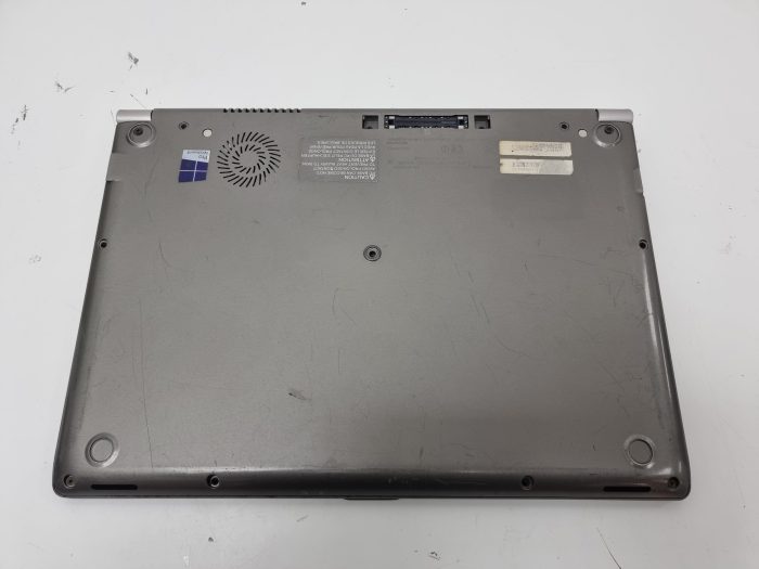 Toshiba Portege Z30 - i3-4010U 1.7GHz - 4GB RAM - 13" - 128GB SSD - Windows 11 - Image 7