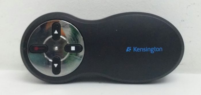 Kensington K33374-P USB Wireless Presentation Clicker Red Laser Pointer - Image 2