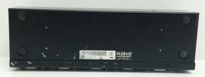 Startech.com ST128L 8-Port VGA Video Splitter - Image 3