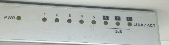 Zyxel ES-108A 10/100 Mbps Desktop Ethernet Switch - Image 6