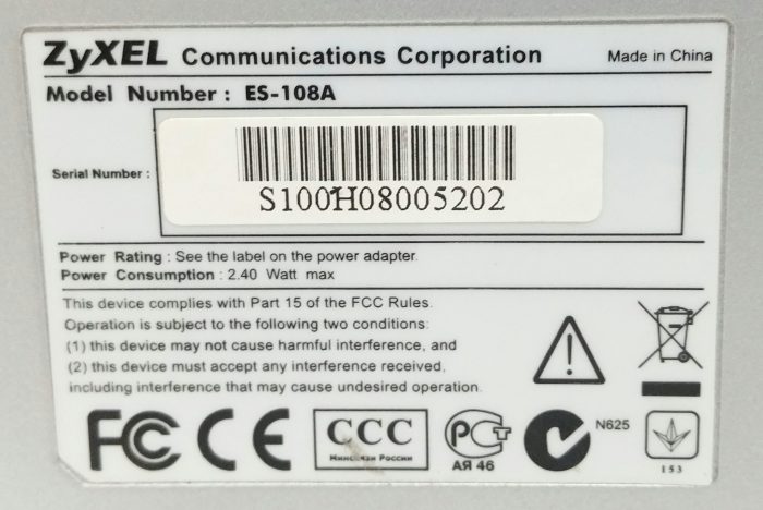 Zyxel ES-108A 10/100 Mbps Desktop Ethernet Switch - Image 3