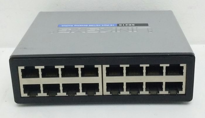 Linksys SD216 ver 2 16-Port 10/100 Switch - Image 2