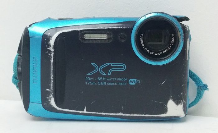 FujiFilm XP 16 MP WiFi digital Camera - Image 2