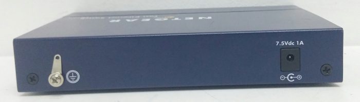 Netgear FS105 5 Port 10/100 Mbps Fast Ethernet Switch - Image 4