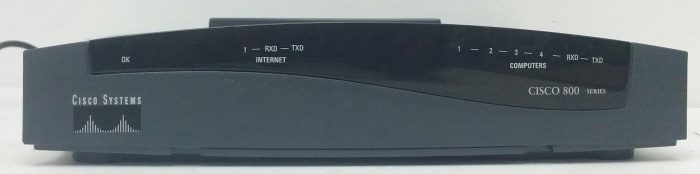 Cisco 800 Series Series 800 A 831 Ethernet Router - Image 2