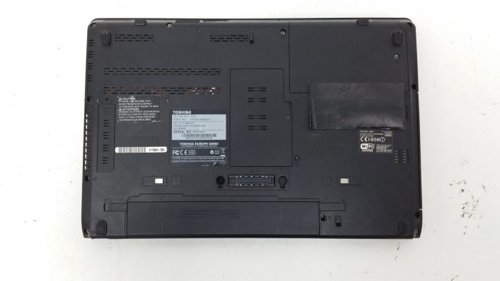 Toshiba Tecra A11/ i3-M370 (1st Gen) 2.4GHz/ 4GB RAM/ 250GB HDD/ Window 10 64bit - Image 9