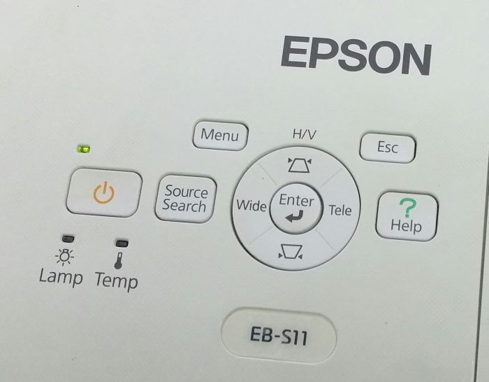 Epson EB-S11 H436B LCD Projector 1935 Lamp Hours Used + Bag - Image 9
