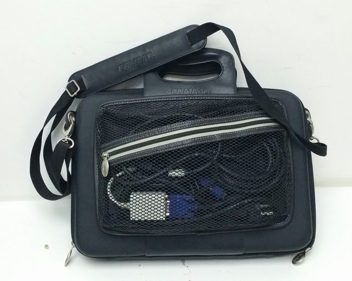 Compaq IPAQ MP2810 DVI VGA Microportable Projector + Remote & Bag - Image 3