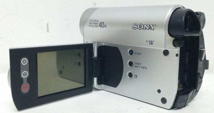 Sony DCR-HC51E Carl Zeiss Vario - Tessar 40X Optical Zoom Video Camera Recorder Touch Screen - Image 4